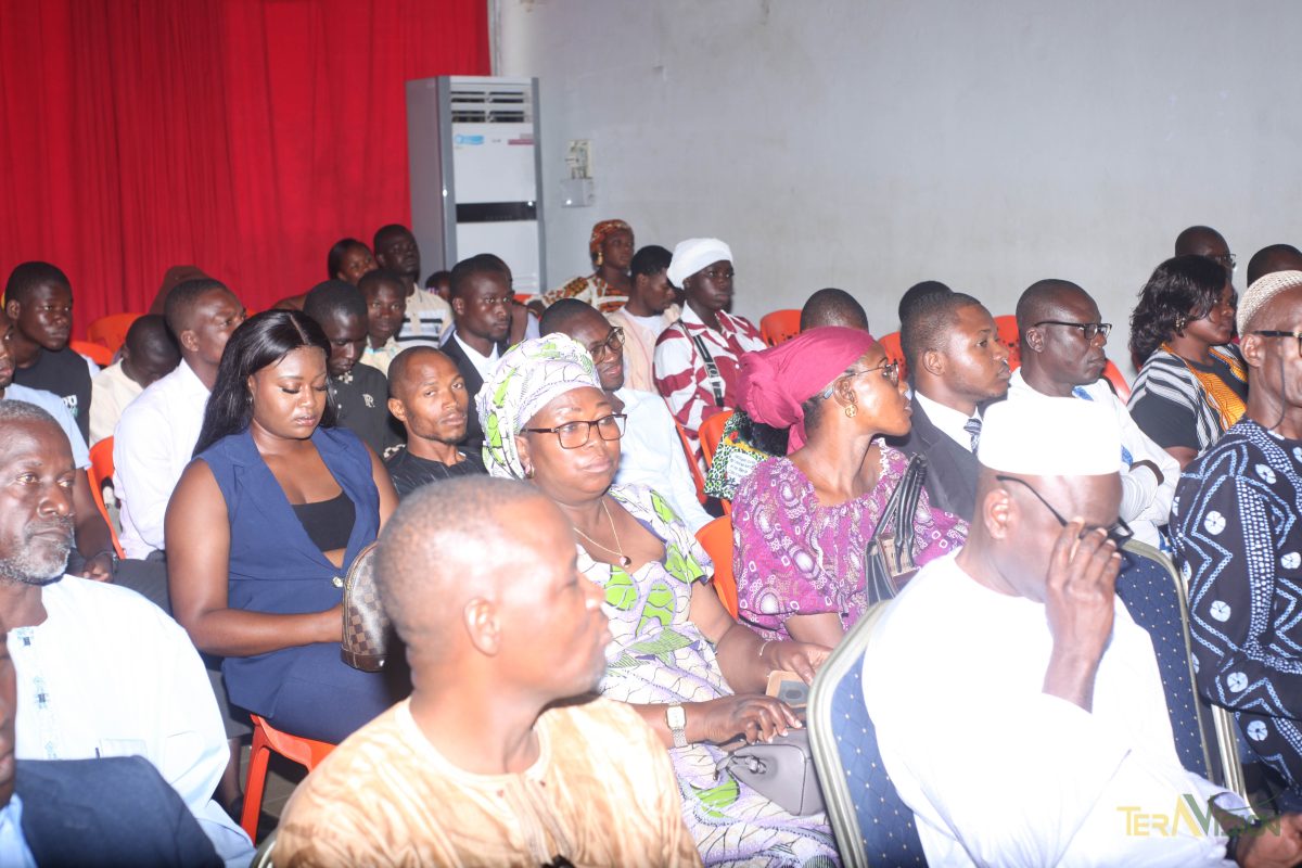 Cérémonie de rencontre avec les cadres du Pongala - Photo 591