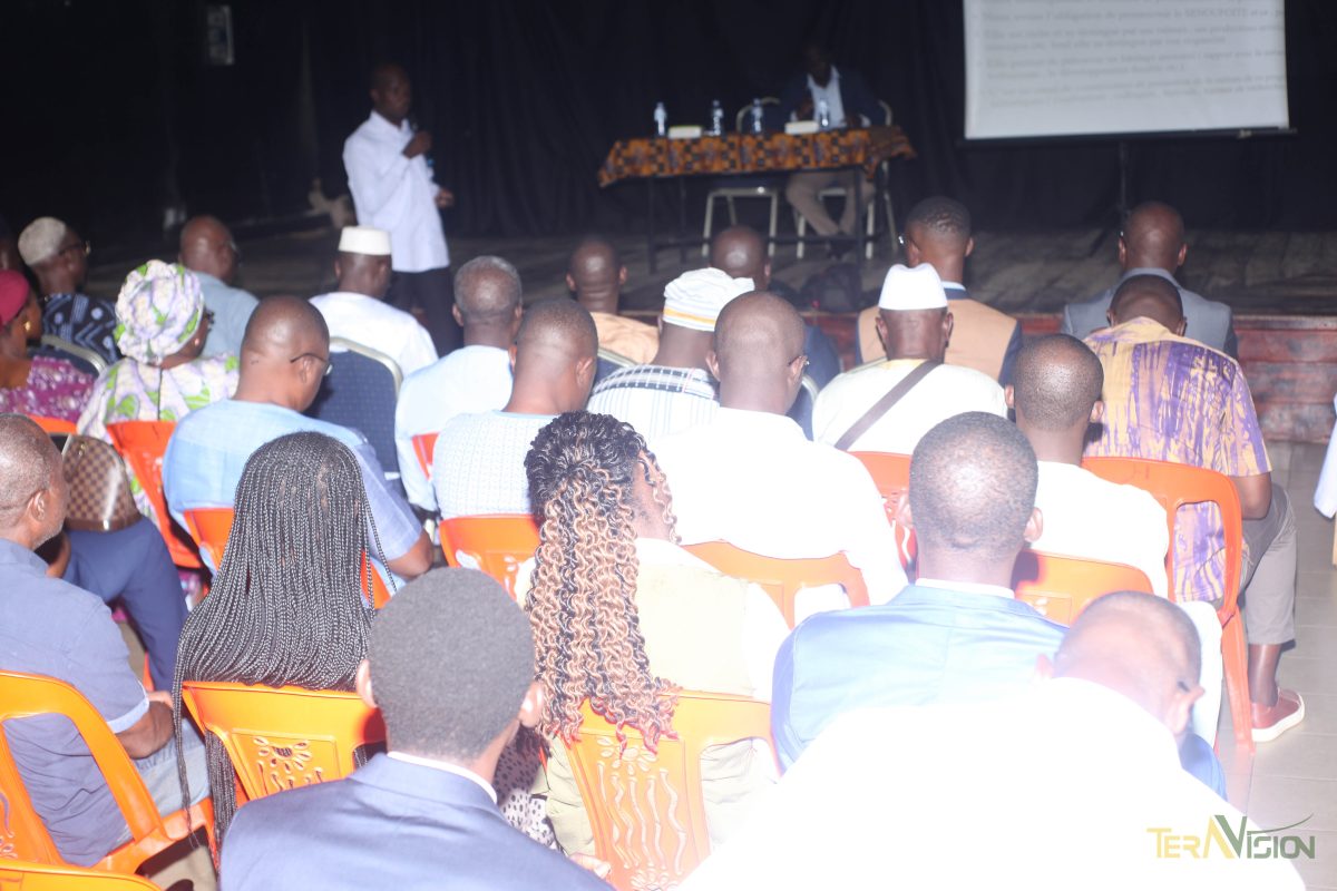 Cérémonie de rencontre avec les cadres du Pongala - Photo 580