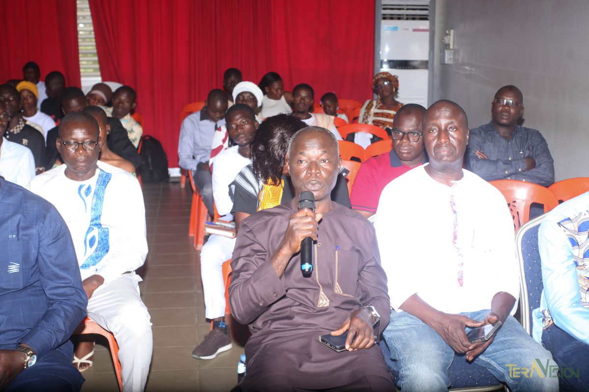 Cérémonie de rencontre avec les cadres du Pongala - Photo 538