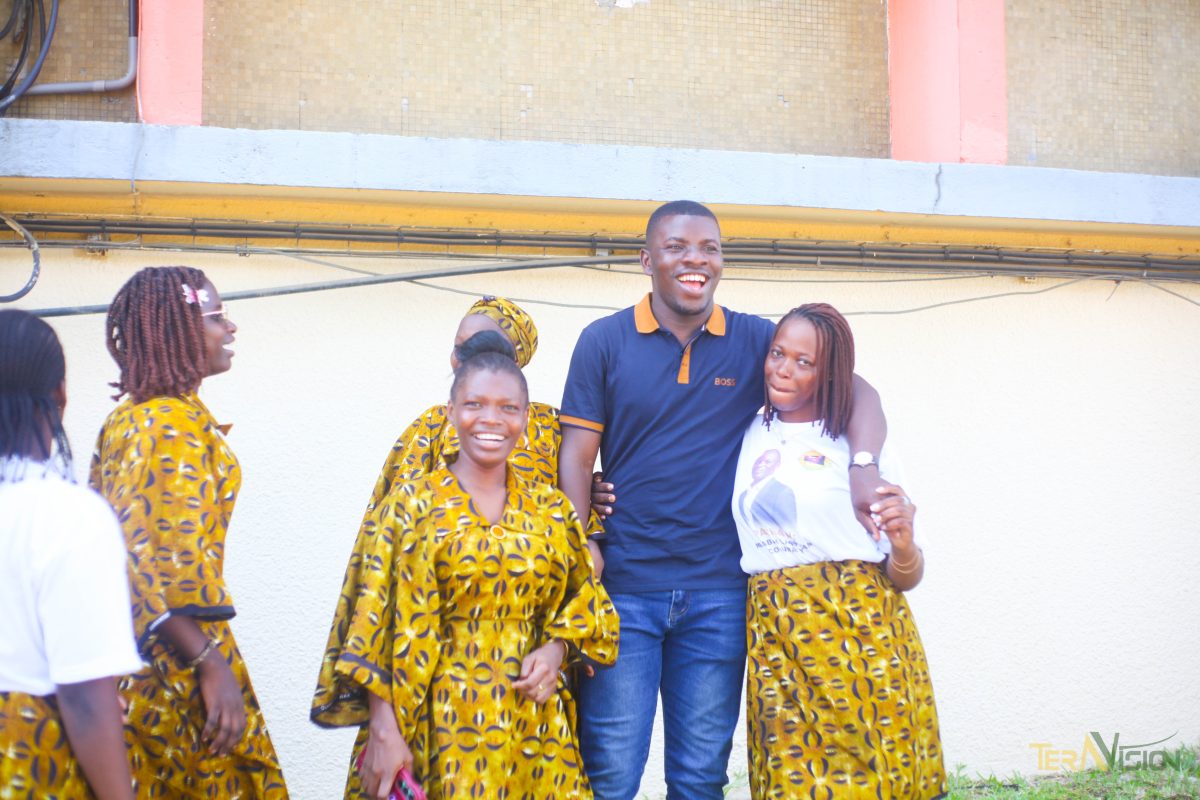 Cérémonie de rencontre avec les cadres du Pongala - Photo 447