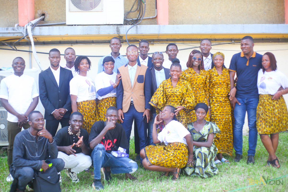 Cérémonie de rencontre avec les cadres du Pongala - Photo 383